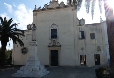 Campi Salentina